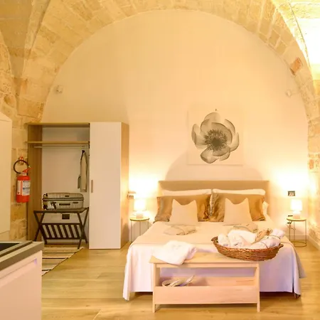 Anna Suite Con Vasca Idromassaggio Conversano Exterior photo