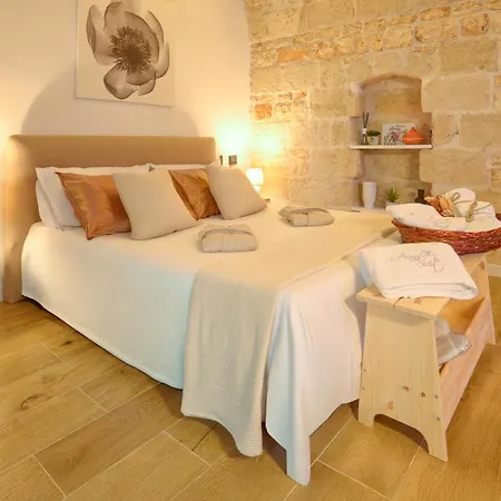 Anna Suite Con Vasca Idromassaggio Conversano Exterior photo